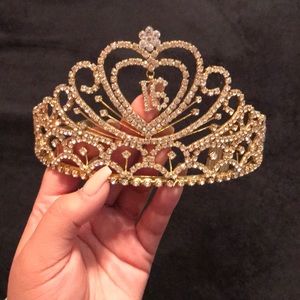 Sweet 16 Crown